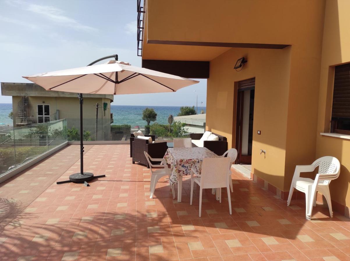 Stella Di Mare Villa Terracina Exteriör bild