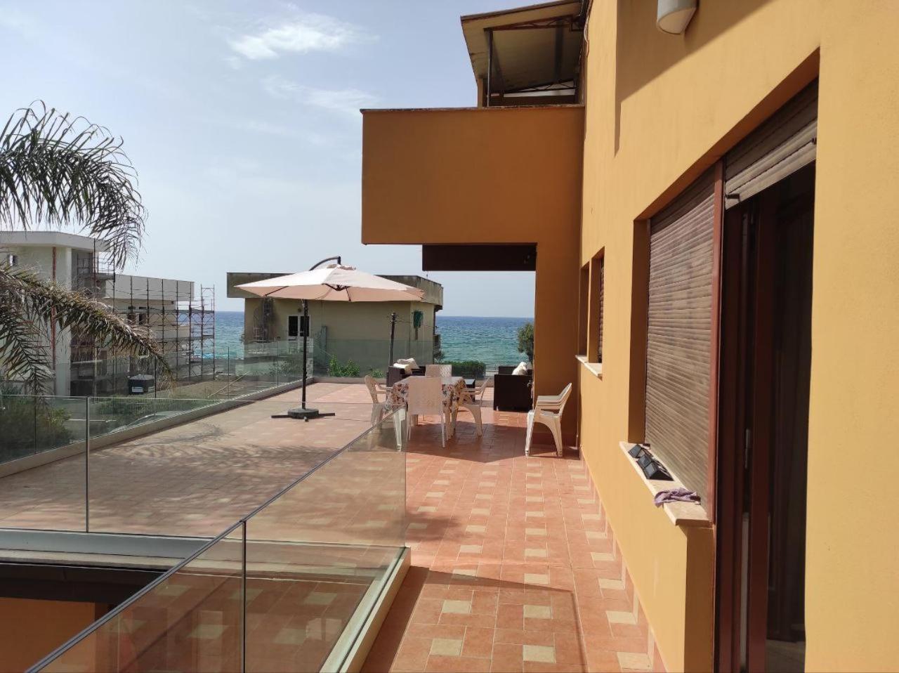 Stella Di Mare Villa Terracina Exteriör bild